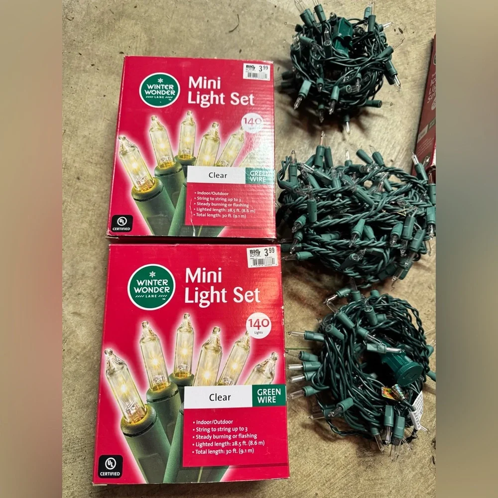 10 sets of clear incandescent string lights